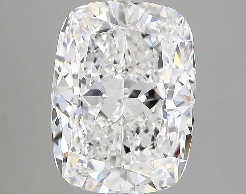 Cushion - cut diamond engagement ring with a halo of moissanite in a silver - plated bandCushion 4.39 D VVS2 Cushion - cut diamond engagement ring with a halo of moissanite in a silver - plated bandCushion 4.39 D VVS2