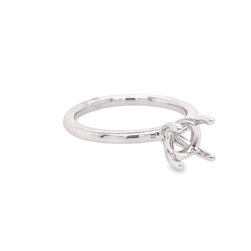 Men's Black Onyx Engagement Rings Set in Titanium for a Modern and Bold LookPlatinum Solitaire Mounting Men's Black Onyx Engagement Rings Set in Titanium for a Modern and Bold LookPlatinum Solitaire Mounting