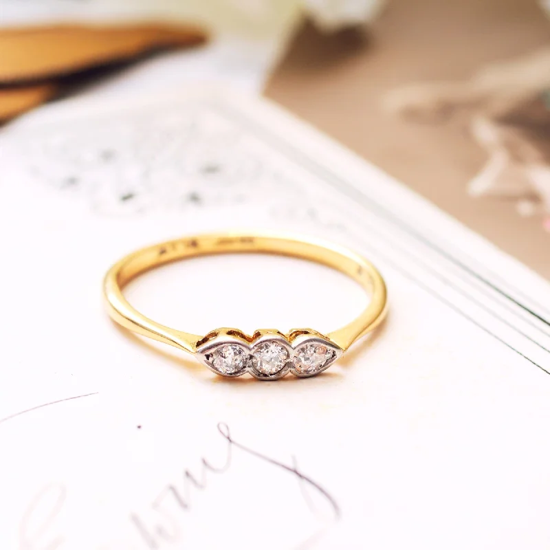 Adjustable Ring Sizes for Women's Rings in Stainless SteelSweetheart Vintage Diamond Trilogy Engagement Ring Adjustable Ring Sizes for Women's Rings in Stainless SteelSweetheart Vintage Diamond Trilogy Engagement Ring