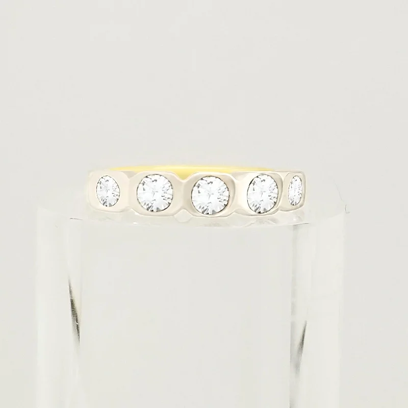 Tennis - Style Women's Rings with a Row of Round Diamonds in Platinum9 kt Yellow Gold Cubic Zircon Half Eternity Ring Tennis - Style Women's Rings with a Row of Round Diamonds in Platinum9 kt Yellow Gold Cubic Zircon Half Eternity Ring