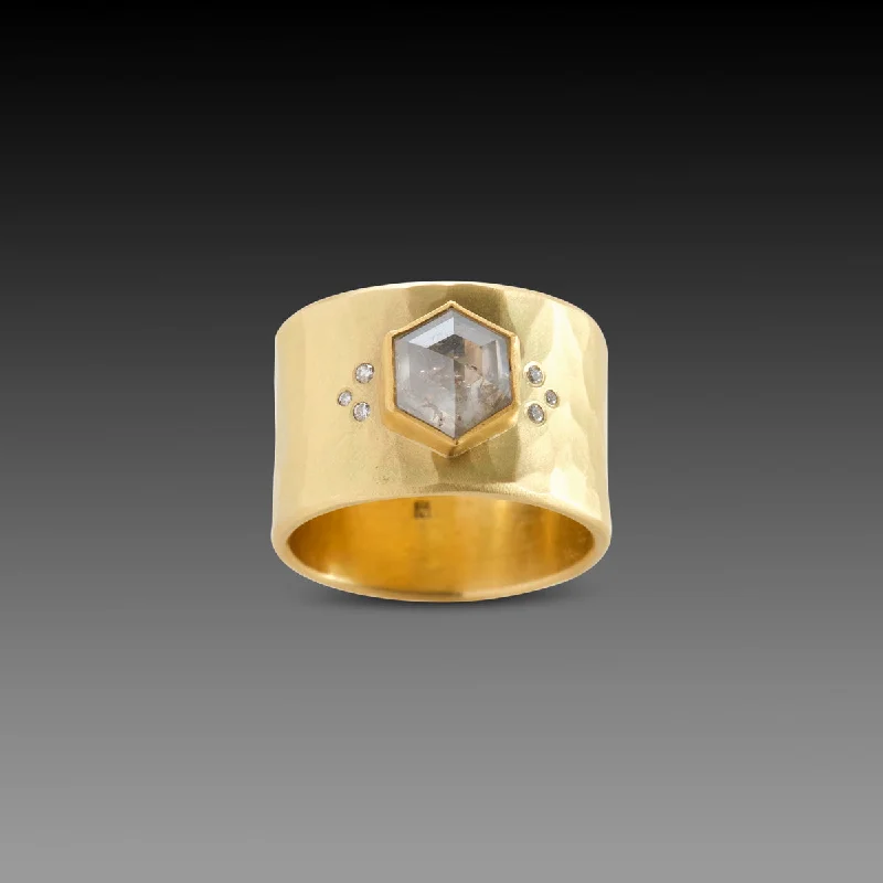 Men's Celtic - pattern rings with intricate designsGray Hexagon Diamond Ring