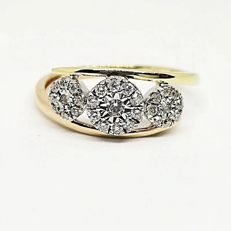Tennis - Style Women's Rings with a Row of Round Diamonds in PlatinumWhite and Rose Gold Fancy Diamond Ring