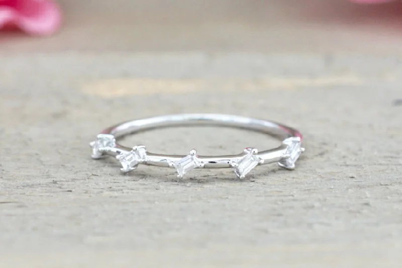 Men's oxidized silver rings for an antique lookSpace Staggered Baguette Diamond Band Men's oxidized silver rings for an antique lookSpace Staggered Baguette Diamond Band