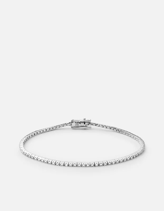 Interlocking Band Women's Rings in White Gold for a Modern DesignCentury Square Bracelet, 14k White Gold Pavé Interlocking Band Women's Rings in White Gold for a Modern DesignCentury Square Bracelet, 14k White Gold Pavé