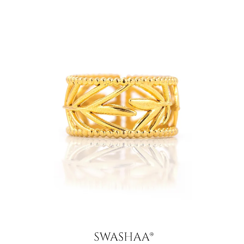 Engagement - Inspired Women's Rings with a Halo of Small DiamondsBliss 18K Gold Plated Ring Engagement - Inspired Women's Rings with a Halo of Small DiamondsBliss 18K Gold Plated Ring