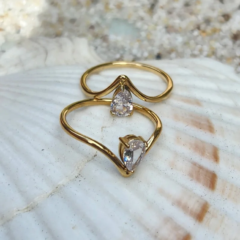 Magnetic Clasp Women's Rings for Easy Wearing and RemovalTEAR DROP - WATERPROOF 18K CUBIC ZIRCONIA GOLD RING Magnetic Clasp Women's Rings for Easy Wearing and RemovalTEAR DROP - WATERPROOF 18K CUBIC ZIRCONIA GOLD RING