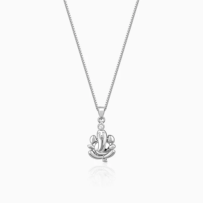 Men's diamond - encrusted engagement rings for a luxurious touchSilver Ganapathi Pendant with Link Chain For Him Men's diamond - encrusted engagement rings for a luxurious touchSilver Ganapathi Pendant with Link Chain For Him