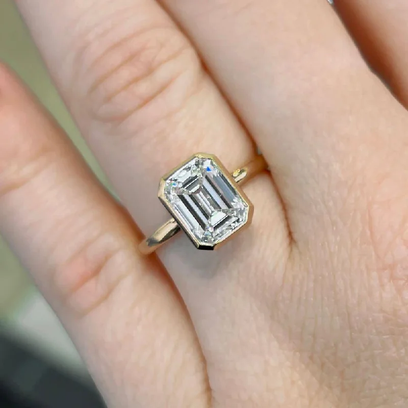 Men's Peridot Engagement Rings in 14K Gold - Filled Metal with a Micro - Pave SettingEmber Bezel Setting Lab Grown Diamond Engagement Ring Men's Peridot Engagement Rings in 14K Gold - Filled Metal with a Micro - Pave SettingEmber Bezel Setting Lab Grown Diamond Engagement Ring