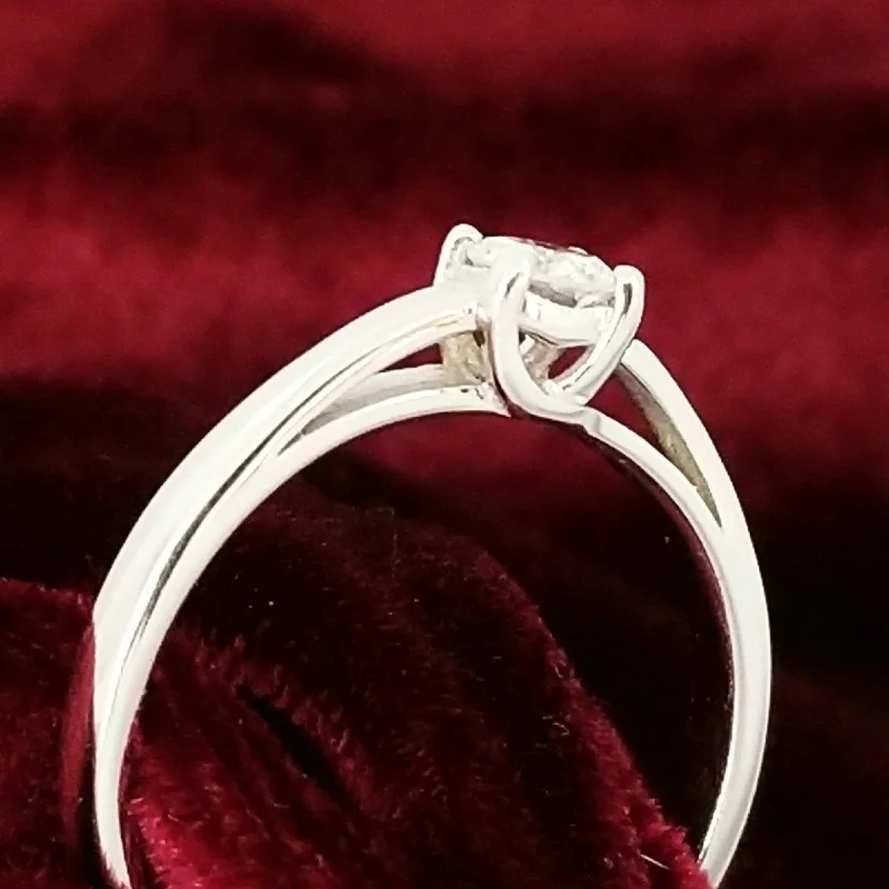 Statement - Making Cocktail Rings for Women with Large Cubic ZirconiaWhite Gold Engagement Ring Statement - Making Cocktail Rings for Women with Large Cubic ZirconiaWhite Gold Engagement Ring