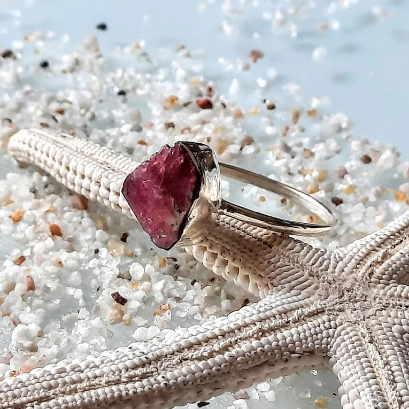 Enamel - Coated Women's Rings in Bright, Bold ColorsRAW RUBY - PETITE SILVER 925