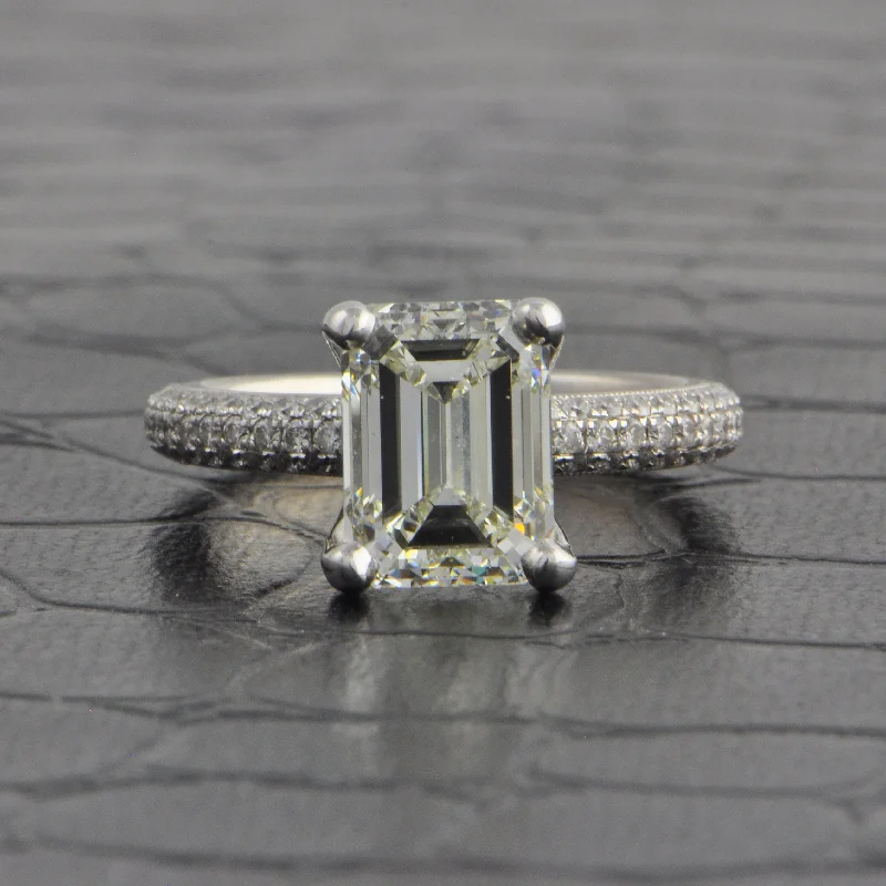 Solitaire diamond engagement ring with a platinum setting for a classic and elegant lookGIA 3.01 ct. Emerald Cut Diamond Engagement Ring in White Gold Solitaire diamond engagement ring with a platinum setting for a classic and elegant lookGIA 3.01 ct. Emerald Cut Diamond Engagement Ring in White Gold
