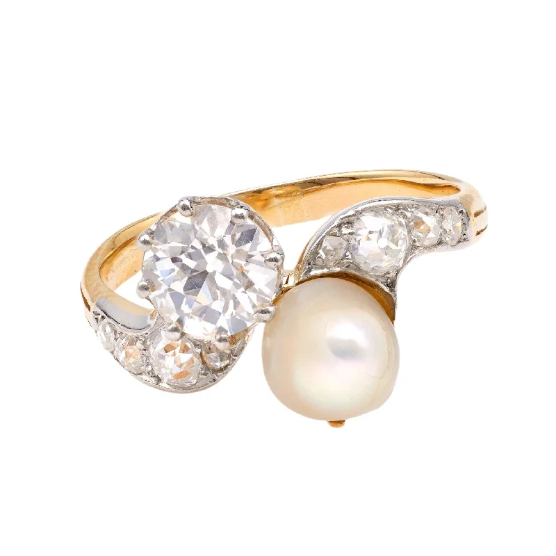 Princess - cut diamond engagement ring with a pavé - set band in platinumBelle Époque French GIA 0.82 Carat Diamond and Pearl Toi et Moi 18k Yellow Gold Princess - cut diamond engagement ring with a pavé - set band in platinumBelle Époque French GIA 0.82 Carat Diamond and Pearl Toi et Moi 18k Yellow Gold