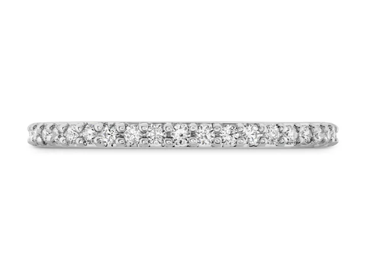 Ruby and diamond engagement ring with a halo of diamonds in 14K red goldDiamond Wedding Bands - Women' Ruby and diamond engagement ring with a halo of diamonds in 14K red goldDiamond Wedding Bands - Women'