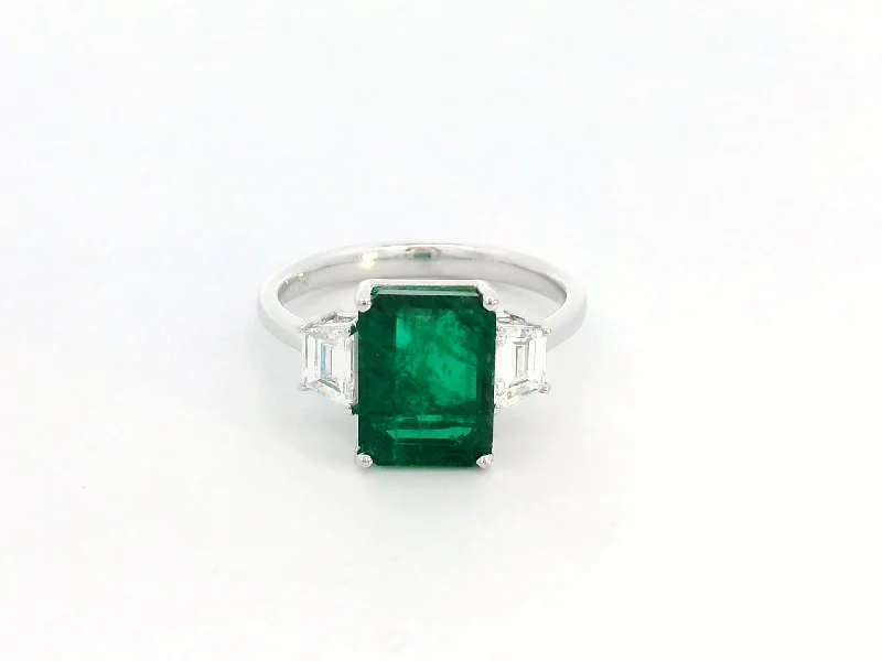 Men's Agate Engagement Rings in Sterling Silver with a Mosaic - Style Inlay18K Gold Emerald Cut Emerald Ring – 3.47 Carat with Tapered Baguette Diamonds Men's Agate Engagement Rings in Sterling Silver with a Mosaic - Style Inlay18K Gold Emerald Cut Emerald Ring – 3.47 Carat with Tapered Baguette Diamonds