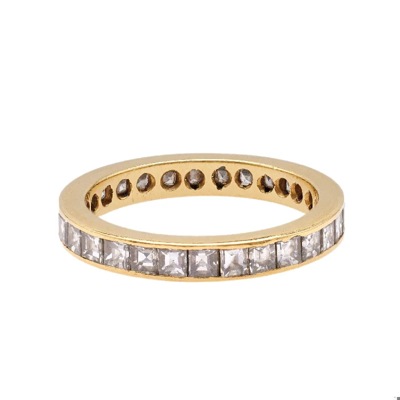Ruby and diamond engagement ring with a halo of diamonds in 14K red goldVintage Diamond 18k Yellow Gold Eternity Band Ruby and diamond engagement ring with a halo of diamonds in 14K red goldVintage Diamond 18k Yellow Gold Eternity Band