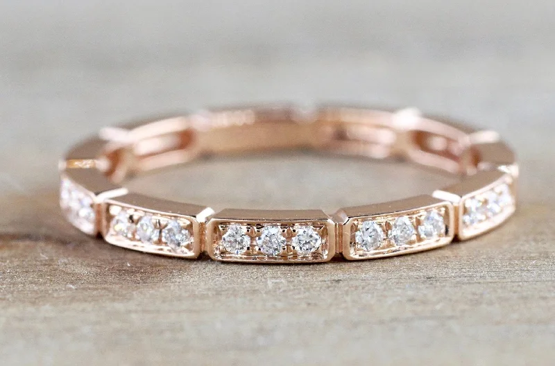 Men's tungsten carbide rings with a brushed texture14k Gold Round Cut Bar Diamond Ring B10073 Men's tungsten carbide rings with a brushed texture14k Gold Round Cut Bar Diamond Ring B10073