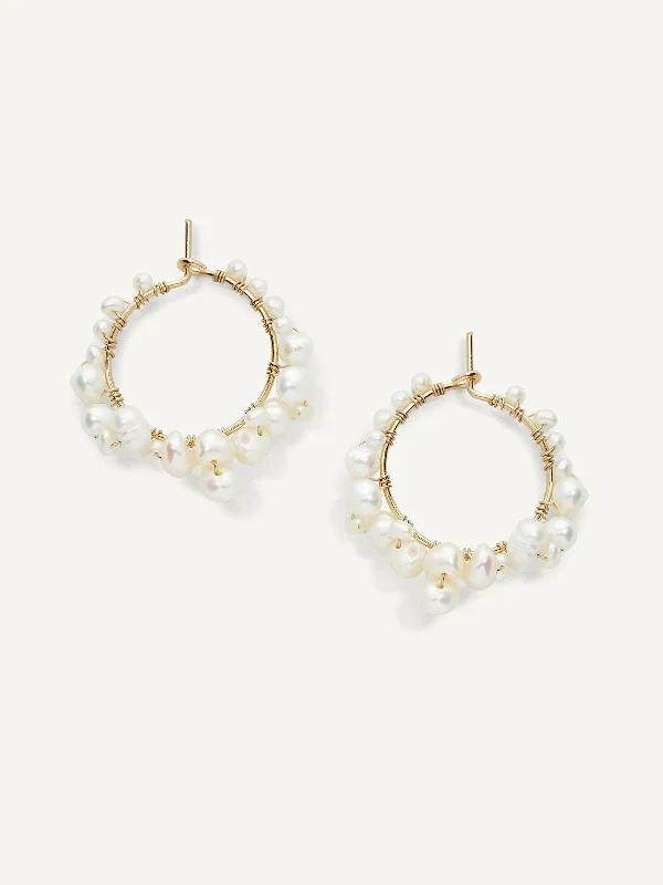 Diamond hoop earringsMini Cruz Hoops