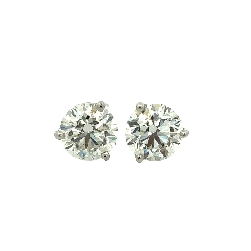 Pear - shaped diamond engagement ring with side baguette diamonds in 18K gold3.0 CTW Diamond Stud Earrings in White Gold Pear - shaped diamond engagement ring with side baguette diamonds in 18K gold3.0 CTW Diamond Stud Earrings in White Gold