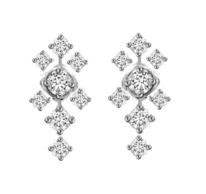 Men's Turquoise Engagement Rings in 925 Silver with a Southwestern - Inspired BandAlink 18K White Diamond Snowflake Earrings Men's Turquoise Engagement Rings in 925 Silver with a Southwestern - Inspired BandAlink 18K White Diamond Snowflake Earrings