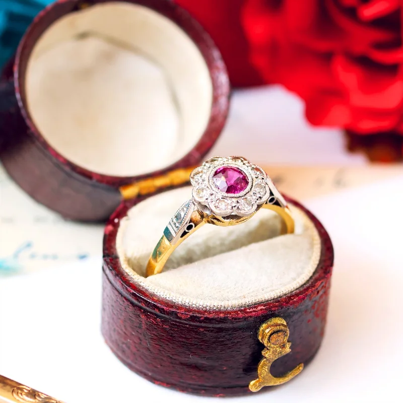 Statement - Making Cocktail Rings for Women with Large Cubic ZirconiaVintage Romance! Ruby & Diamond Daisy Ring Statement - Making Cocktail Rings for Women with Large Cubic ZirconiaVintage Romance! Ruby & Diamond Daisy Ring