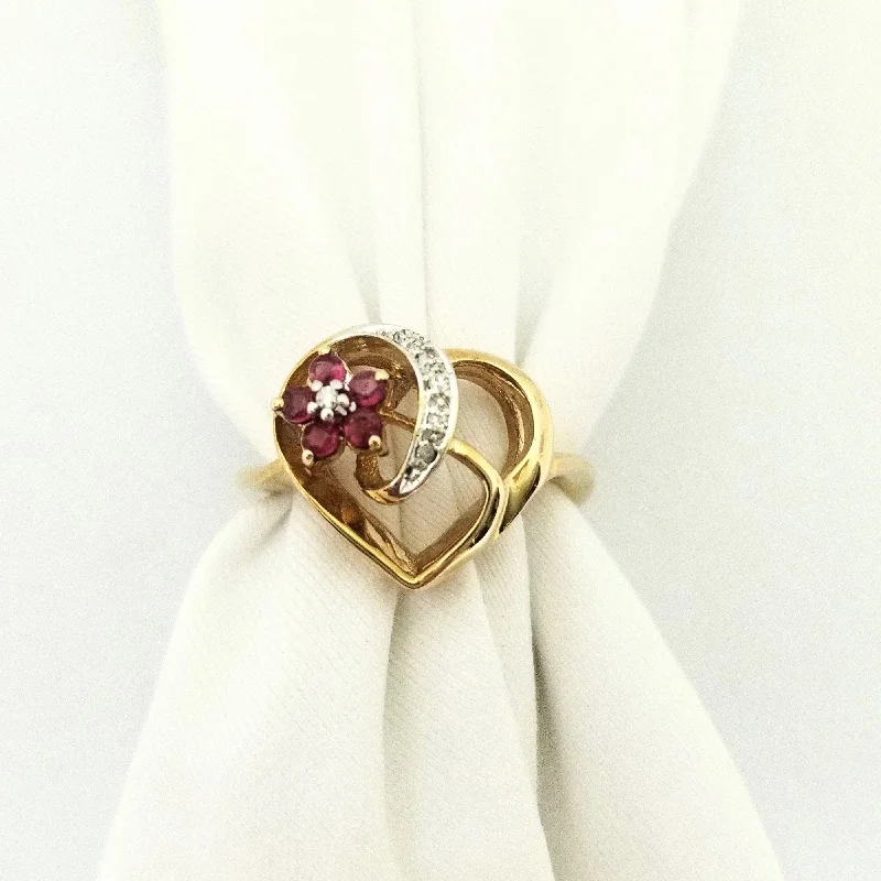Engagement - Inspired Women's Rings with a Halo of Small DiamondsHeart Shaped Diamond Ring with a Ruby Flower Engagement - Inspired Women's Rings with a Halo of Small DiamondsHeart Shaped Diamond Ring with a Ruby Flower