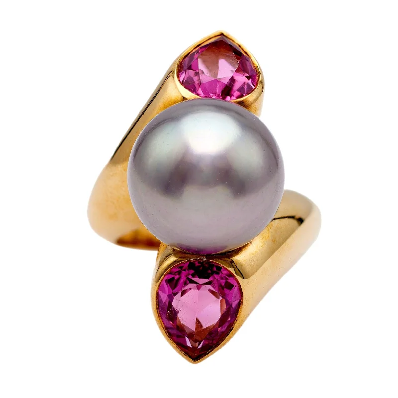 Aquamarine and diamond engagement ring in a 18K white - gold setting with a scalloped edgeVintage French Pearl and Tourmaline 18k Yellow Gold Ring Aquamarine and diamond engagement ring in a 18K white - gold setting with a scalloped edgeVintage French Pearl and Tourmaline 18k Yellow Gold Ring