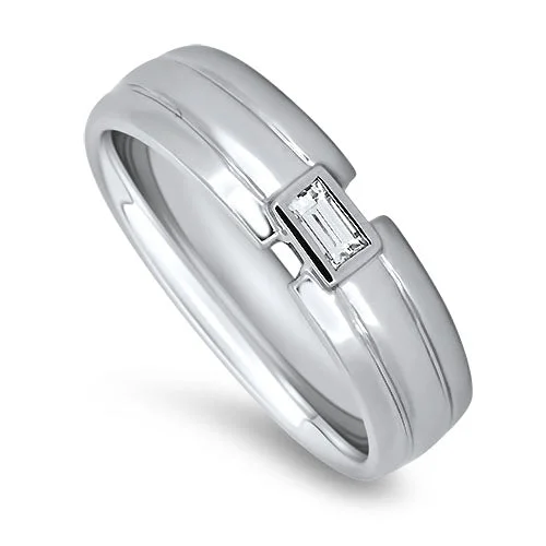 Men's polished brass rings with a warm glowMen's Diamond Ring in 18ct White Gold
