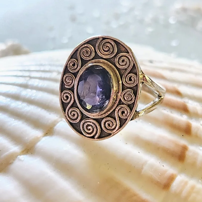 Engagement - Inspired Women's Rings with a Halo of Small DiamondsREALM - IOLITE INFINITY 925 RING Engagement - Inspired Women's Rings with a Halo of Small DiamondsREALM - IOLITE INFINITY 925 RING