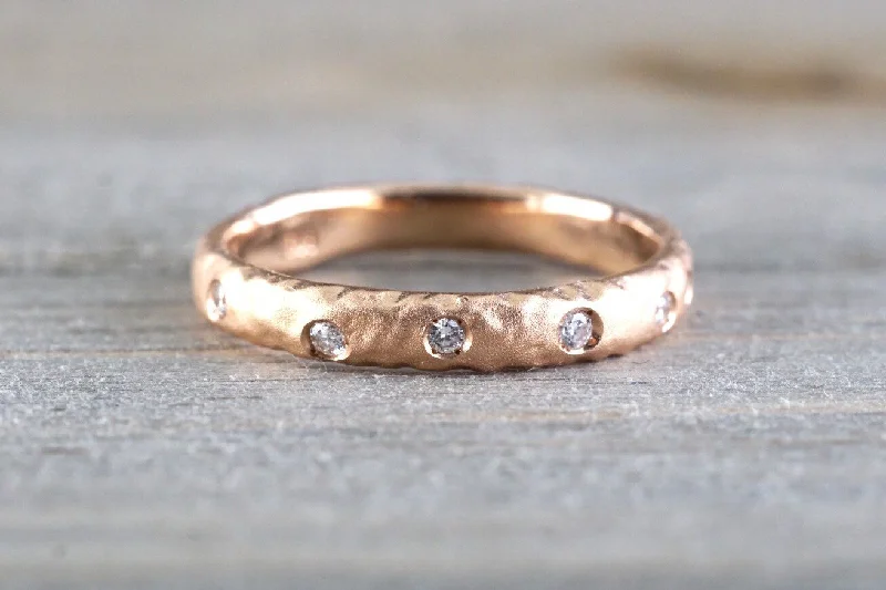 Men's tungsten carbide rings with a brushed texture14k Solid Rose Gold Diamond Scattered Satin Finish Matte Brushed Hammered Ring Band Wedding Men's tungsten carbide rings with a brushed texture14k Solid Rose Gold Diamond Scattered Satin Finish Matte Brushed Hammered Ring Band Wedding