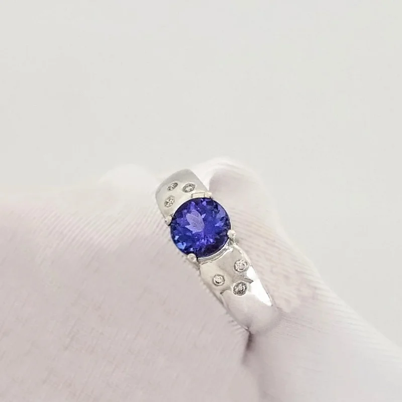 Stackable Gemstone Rings for Women in Amethyst, Sapphire, and EmeraldWhite Gold Ring with Diamonds and Round Tanzanite Stackable Gemstone Rings for Women in Amethyst, Sapphire, and EmeraldWhite Gold Ring with Diamonds and Round Tanzanite