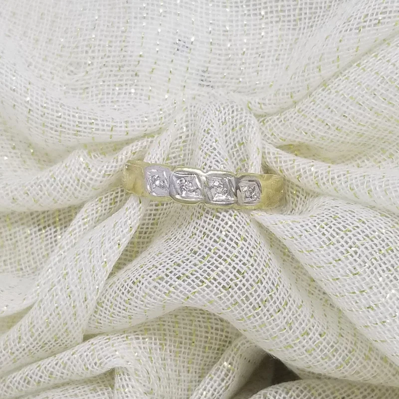 Women's Infinity Symbol Rings in Rose Gold for a Romantic TouchYellow Gold and Diamonds Half-Eternity Ring Women's Infinity Symbol Rings in Rose Gold for a Romantic TouchYellow Gold and Diamonds Half-Eternity Ring
