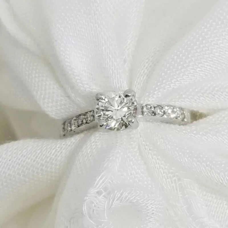 Women's 18K Gold Solitaire Diamond Ring for an Elegant Everyday Look9kt Diamond Engagement Ring Women's 18K Gold Solitaire Diamond Ring for an Elegant Everyday Look9kt Diamond Engagement Ring