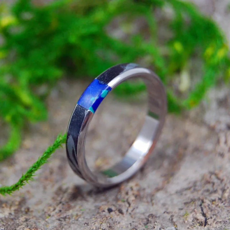 Interlocking Band Women's Rings in White Gold for a Modern DesignDesires Whirlwind Azurite | Women's M3, Azurite & Titanium Wedding Ring Interlocking Band Women's Rings in White Gold for a Modern DesignDesires Whirlwind Azurite | Women's M3, Azurite & Titanium Wedding Ring