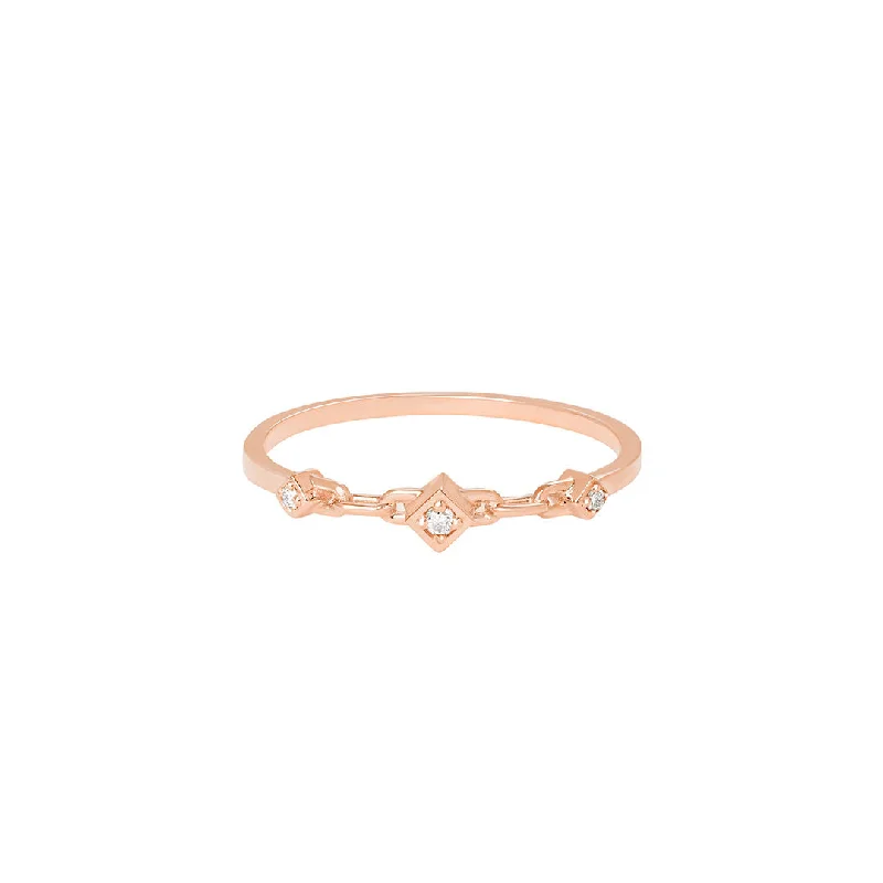Emerald Gemstone Rings Set in Platinum with Filigree Work for a Vintage - Inspired LookHestia 18K Rosegold Ring w. Diamonds Emerald Gemstone Rings Set in Platinum with Filigree Work for a Vintage - Inspired LookHestia 18K Rosegold Ring w. Diamonds