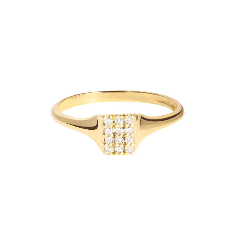Topaz Gemstone Rings in 10K Gold with a Channel - Set Design for a Contemporary and Durable OptionMain Character Energy 18K Gold Ring w. Diamonds Topaz Gemstone Rings in 10K Gold with a Channel - Set Design for a Contemporary and Durable OptionMain Character Energy 18K Gold Ring w. Diamonds