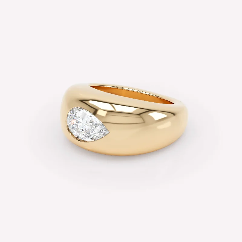 Sapphire Gemstone Rings in 18K White Gold with Diamond Accents for an Elegant EngagementCurve 18K Gold Ring w. Diamond Sapphire Gemstone Rings in 18K White Gold with Diamond Accents for an Elegant EngagementCurve 18K Gold Ring w. Diamond