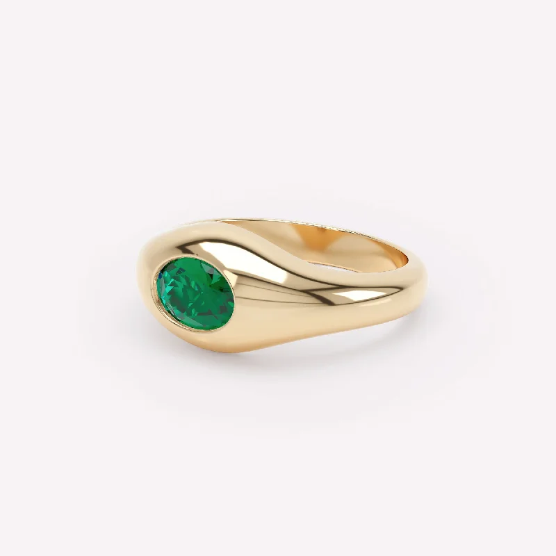 Sapphire Gemstone Rings in 18K White Gold with Diamond Accents for an Elegant EngagementCurve Signet 18K Gold Ring w. Emerald Sapphire Gemstone Rings in 18K White Gold with Diamond Accents for an Elegant EngagementCurve Signet 18K Gold Ring w. Emerald