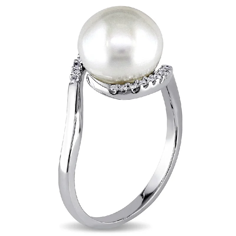 Fashion Rings with Initial Charms in Silver - Plated Metal for a Custom AccessoryMiadora Sterling Silver 1/10ct TDW Diamond FW Pearl Ring (9-10 mm) Fashion Rings with Initial Charms in Silver - Plated Metal for a Custom AccessoryMiadora Sterling Silver 1/10ct TDW Diamond FW Pearl Ring (9-10 mm)