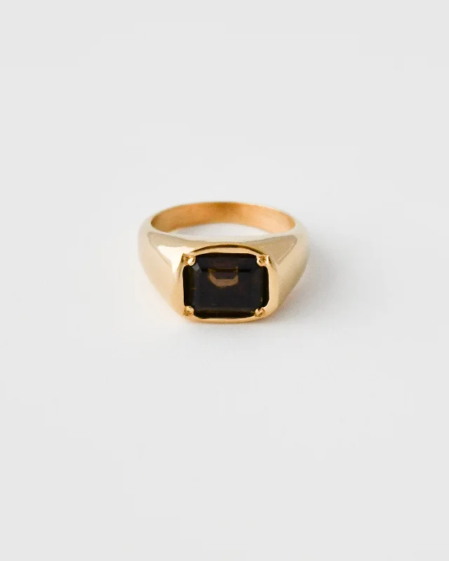 Citrine Gemstone Rings in Stainless Steel with a Stackable Design for a Trendy Everyday WearMUD RING | SMOKY QUARTZ Citrine Gemstone Rings in Stainless Steel with a Stackable Design for a Trendy Everyday WearMUD RING | SMOKY QUARTZ