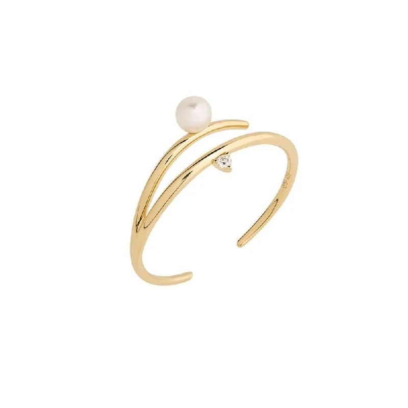 Garnet Gemstone Rings in 18K Gold Vermeil with Intricate Engravings for a Traditional AestheticCosmo Perseus 18K Gold Ring w. Pearl & Diamond Garnet Gemstone Rings in 18K Gold Vermeil with Intricate Engravings for a Traditional AestheticCosmo Perseus 18K Gold Ring w. Pearl & Diamond
