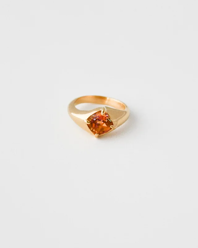 Agate Gemstone Rings in Sterling Silver with a Mosaic - Inspired Inlay for a Bohemian StyleWHIRLPOOL RING | SUNRISE TOPAZ Agate Gemstone Rings in Sterling Silver with a Mosaic - Inspired Inlay for a Bohemian StyleWHIRLPOOL RING | SUNRISE TOPAZ